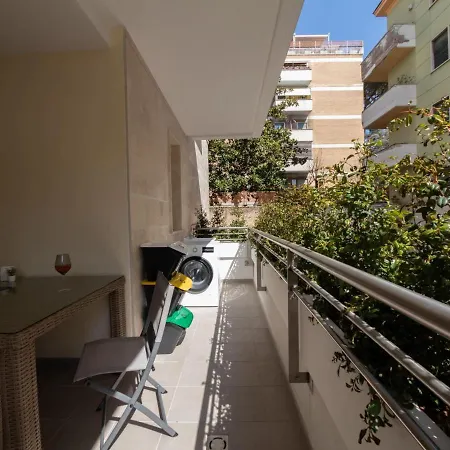 The Rent - Modern Close To Sant'agnese Metro Station Apartment