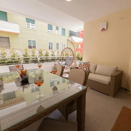 The Rent - Modern Close To Sant'agnese Metro Station Apartment